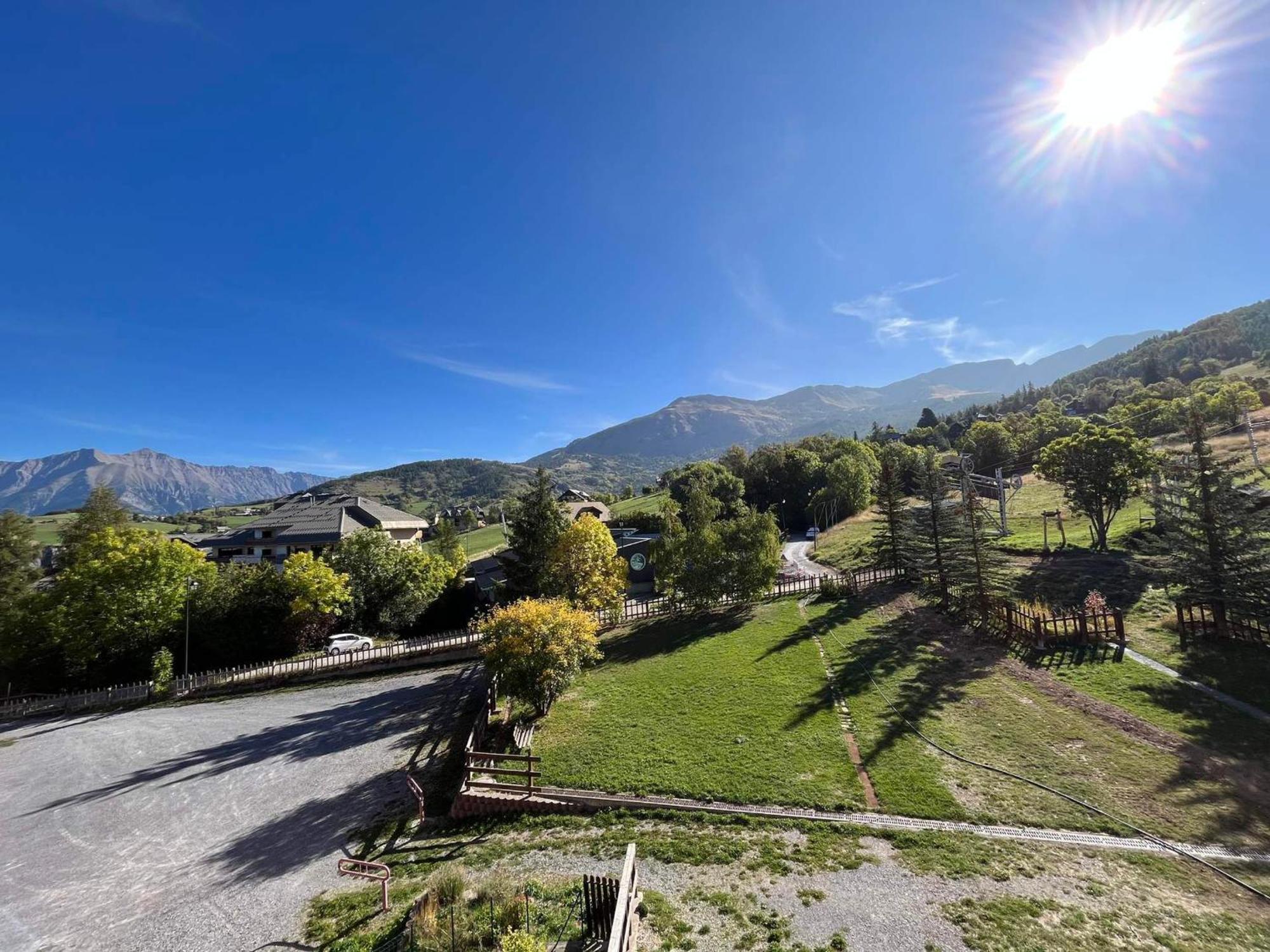 Appartement Enchastrayes, 2 pièces, 6 personnes - FR-1-165A-103 Esterno foto